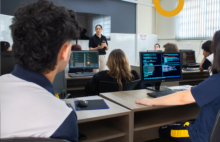 Innovación y compromiso: IDT, el primer colegio del país con Bachillerato en Inteligencia Artificial