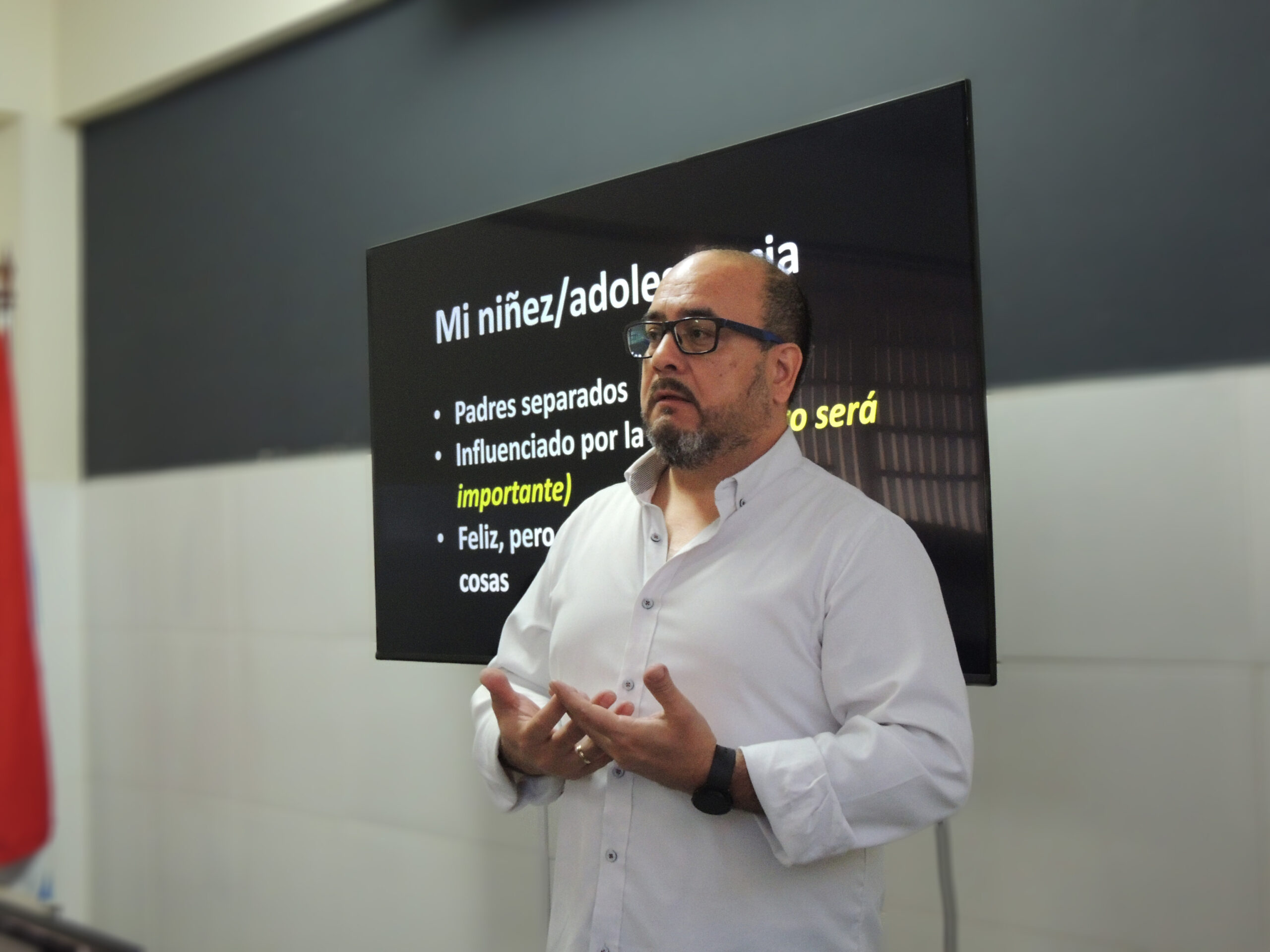 Emprender en la Era Digital un taller exclusivo para estudiantes del Colegio Técnico IDT
